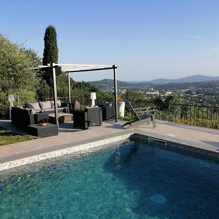 Les Lodges De L'Oliveraie De Virevent Γκρας Εξωτερικό φωτογραφία