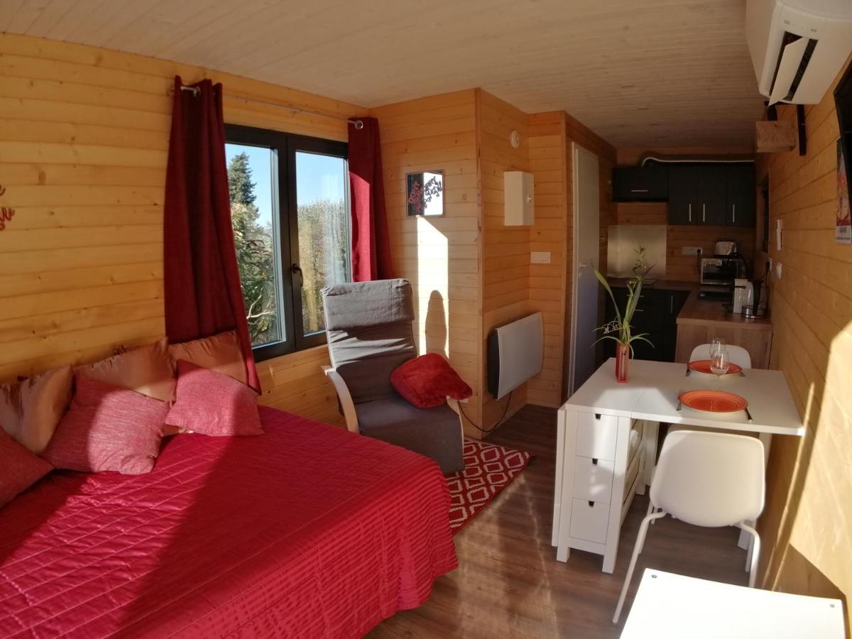 Les Lodges De L'Oliveraie De Virevent Γκρας Εξωτερικό φωτογραφία